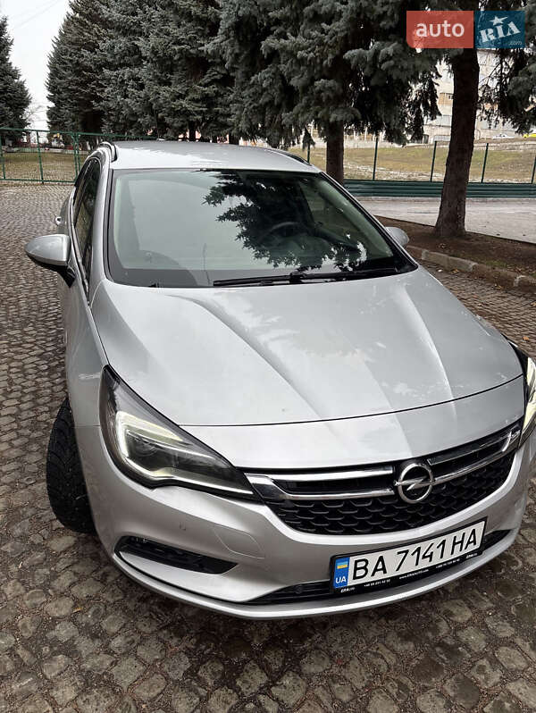 Универсал Opel Astra 2017 в Кропивницком фото 2 Универсал Opel Astra 2017 в Кропивницком