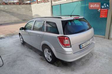 Универсал Opel Astra 2008 в 