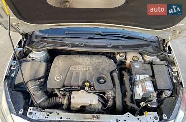 Универсал Opel Astra 2014 в 