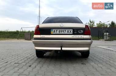 Седан Opel Astra 1997 в 