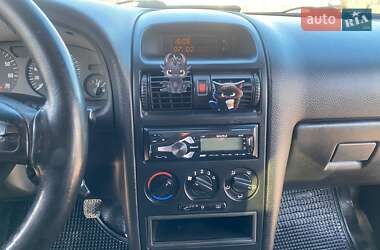 Седан Opel Astra 2008 в 