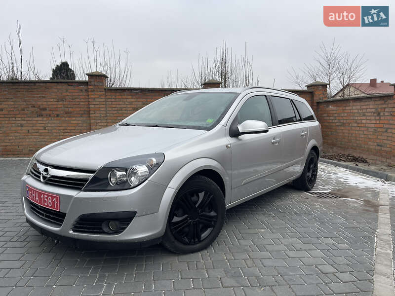 Универсал Opel Astra 2007 в Луцке