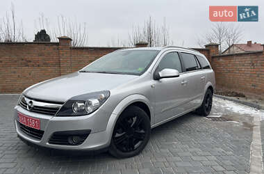 Универсал Opel Astra 2007 в Луцке