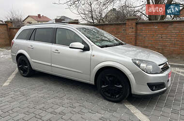 Универсал Opel Astra 2007 в Луцке