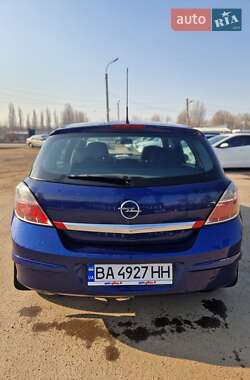 Хэтчбек Opel Astra 2008 в Кропивницком