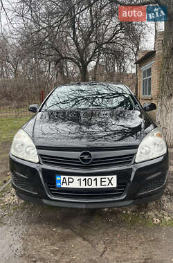 Хэтчбек Opel Astra 2007 в Запорожье