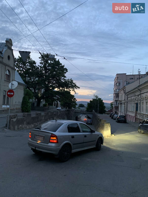 Opel Astra 2000