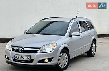 Универсал Opel Astra 2009 в Виннице