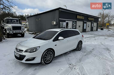 Універсал Opel Astra 2012 в Києві