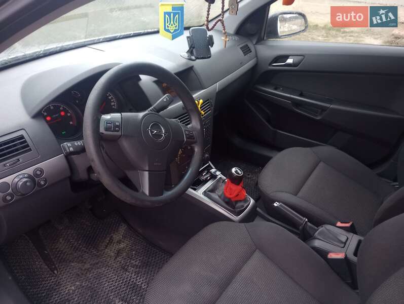 Універсал Opel Astra 2007 в Немирові