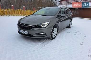 Универсал Opel Astra 2018 в Хмельницком