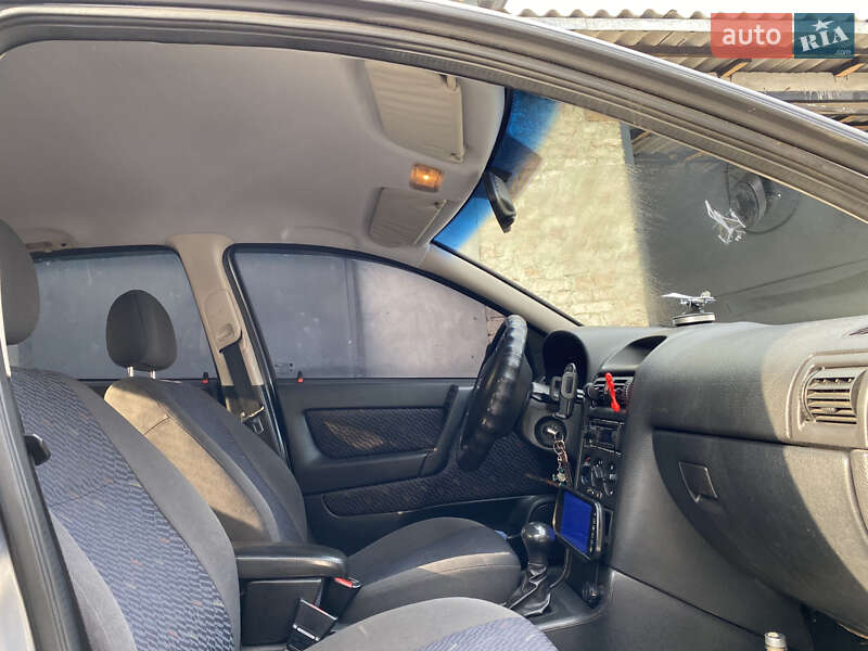 Хэтчбек Opel Astra 2001 в Чорткове