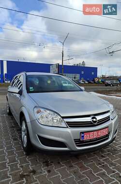 Універсал Opel Astra 2009 в Білій Церкві