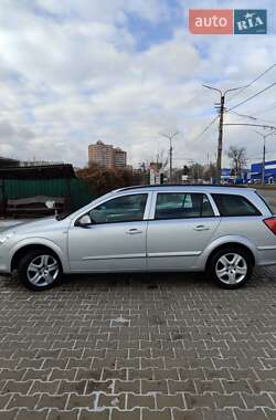 Універсал Opel Astra 2009 в Білій Церкві