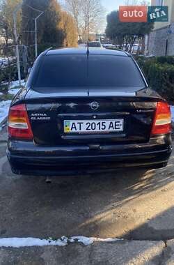 Седан Opel Astra 2006 в 