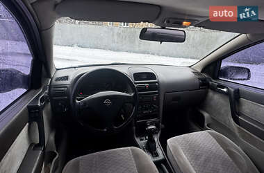 Седан Opel Astra 2000 в Киеве