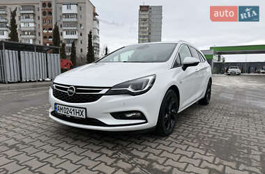 Універсал Opel Astra 2017 в Житомирі