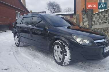 Універсал Opel Astra 2006 в Рівному