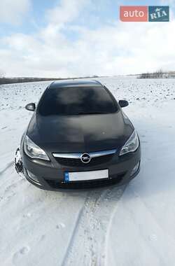 Универсал Opel Astra 2011 в Харькове