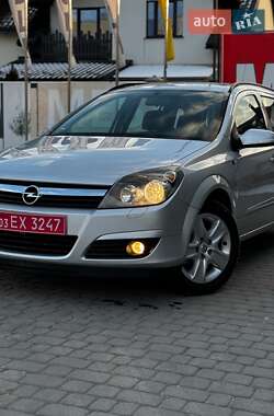 Універсал Opel Astra 2007 в Тернополі