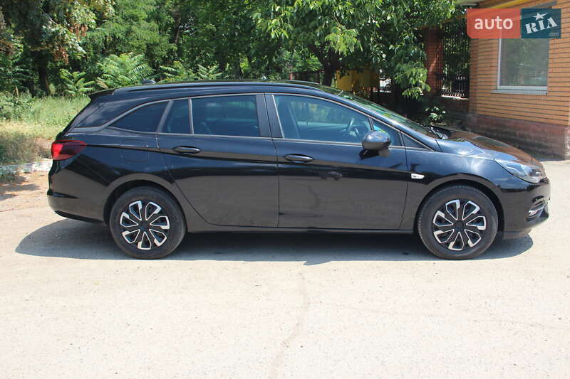 Универсал Opel Astra 2020 в Одессе