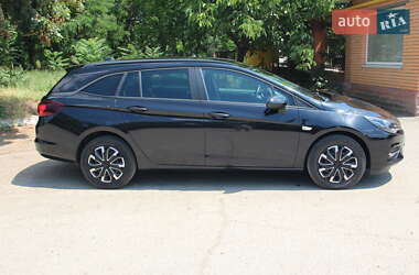 Универсал Opel Astra 2020 в 