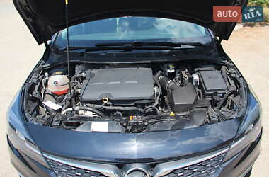 Универсал Opel Astra 2020 в 