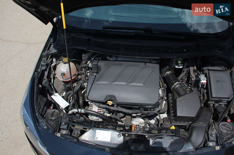 Универсал Opel Astra 2020 в Одессе