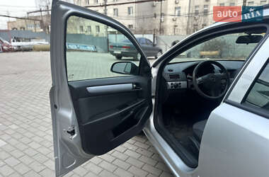 Универсал Opel Astra 2005 в Виннице