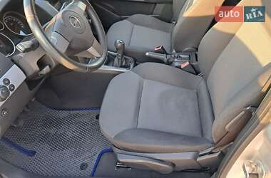 Универсал Opel Astra 2007 в 