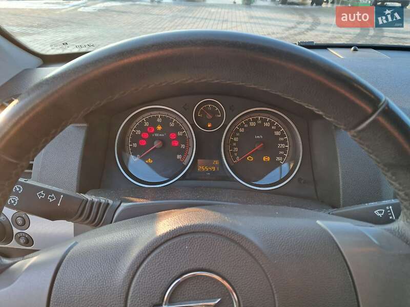 Универсал Opel Astra 2007 в Кропивницком