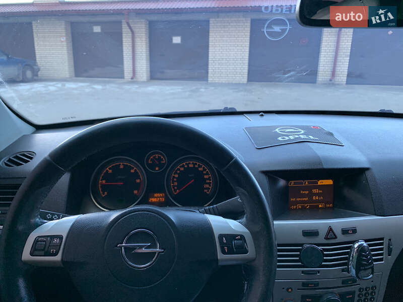 Універсал Opel Astra 2007 в Тернополі