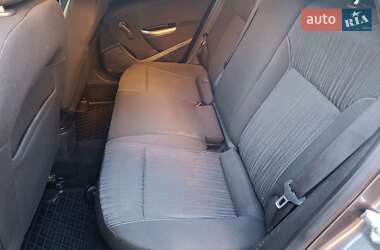 Универсал Opel Astra 2011 в 