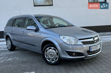 Универсал Opel Astra 2009 в Хмельницком