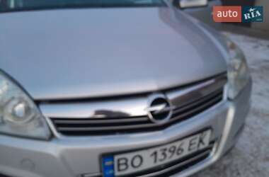 Универсал Opel Astra 2007 в 