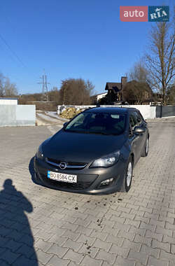 Универсал Opel Astra 2015 в 