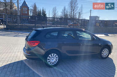 Универсал Opel Astra 2015 в 