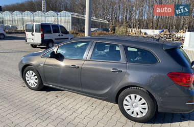 Универсал Opel Astra 2015 в 