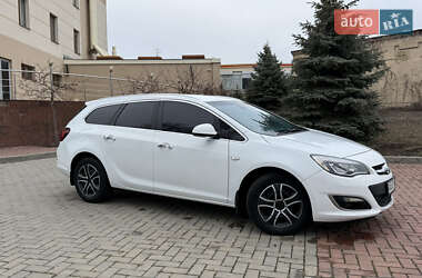 Універсал Opel Astra 2012 в Харкові