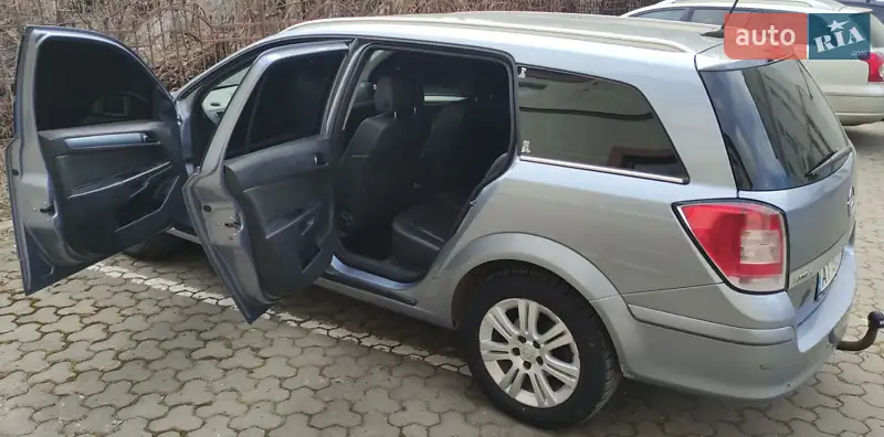 Opel Astra 2009