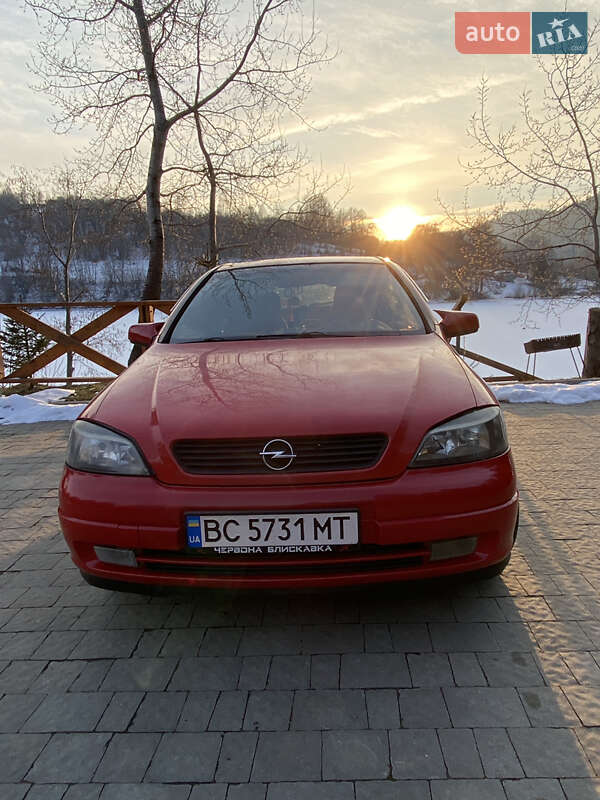 Хэтчбек Opel Astra 1998 в Турке