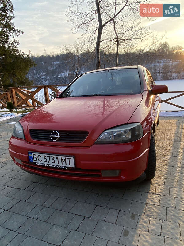 Хэтчбек Opel Astra 1998 в Турке