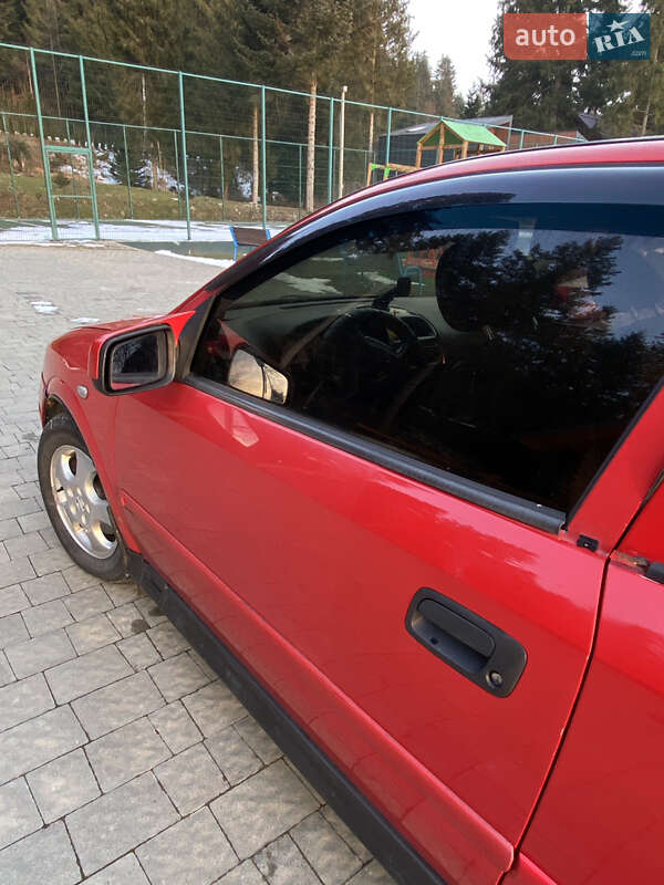 Хэтчбек Opel Astra 1998 в Турке