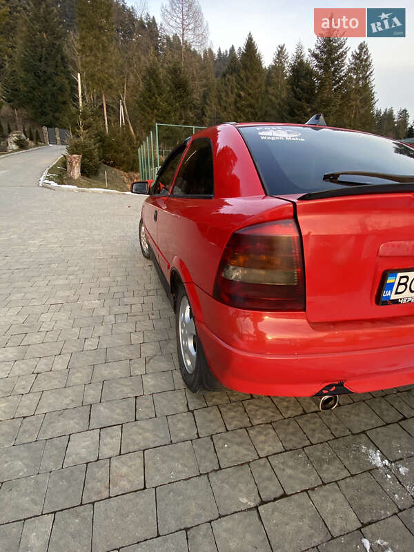 Хэтчбек Opel Astra 1998 в Турке