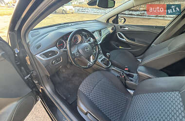 Универсал Opel Astra 2017 в 