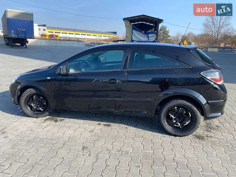 Хэтчбек Opel Astra 2007 в Львове