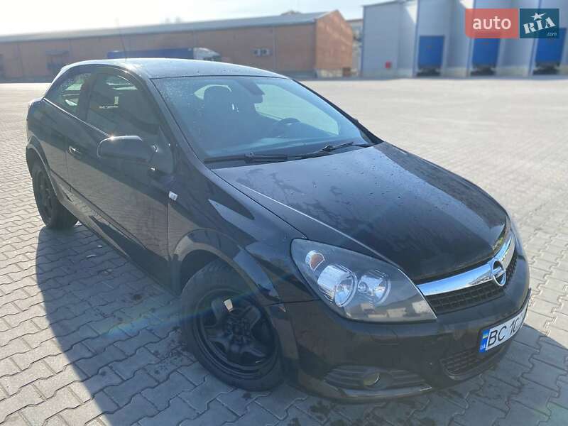 Хэтчбек Opel Astra 2007 в Львове