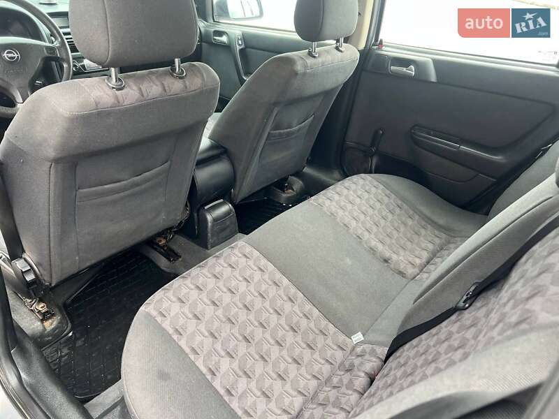 Хэтчбек Opel Astra 2002 в Виннице