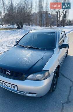 Седан Opel Astra 2008 в Днепре