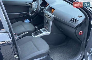 Універсал Opel Astra 2010 в 